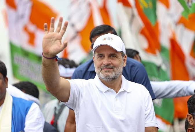 'वोट चुराकर सत्ता में आई सरकार को युवाओं की फिक्र नहीं'- छात्रों पर लाठीचार्ज को लेकर राहुल